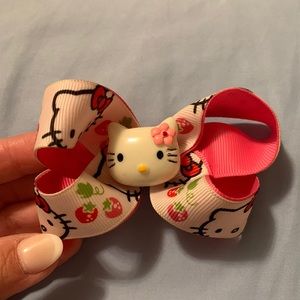 Hello Kitty Hair Bow